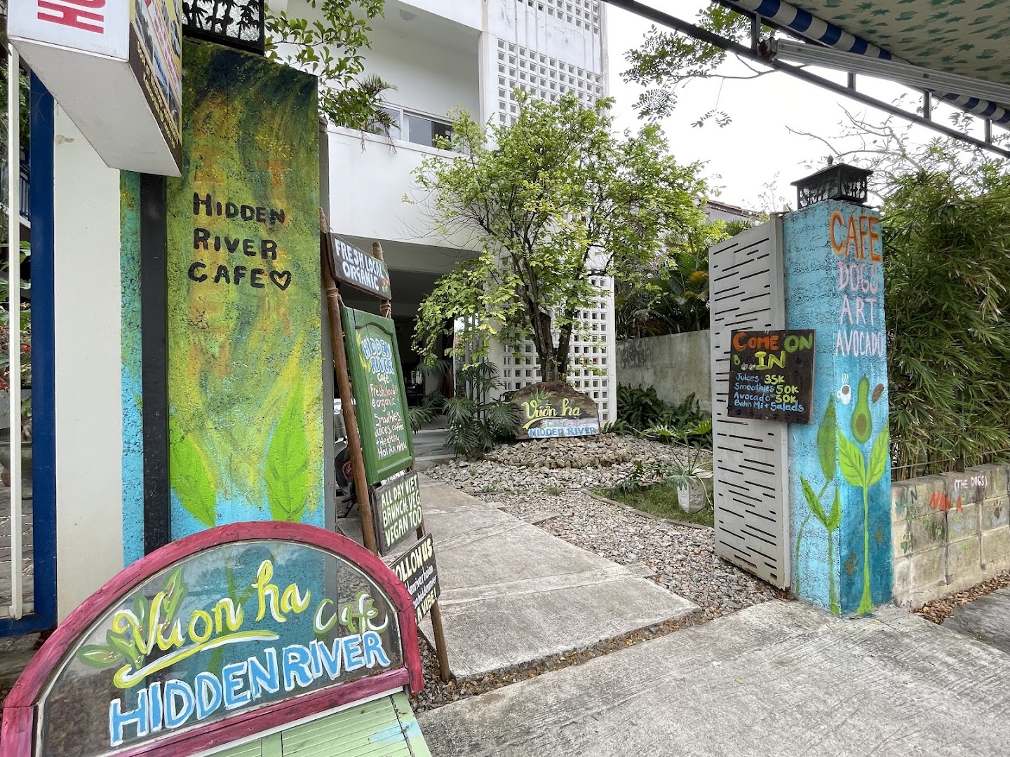 Hidden River Cafe