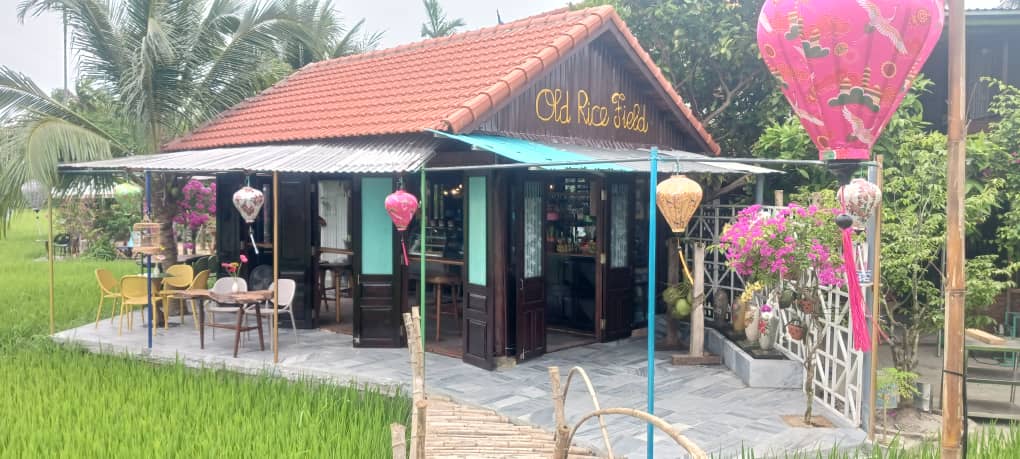 Old Rice Field / Coffee & Brunch