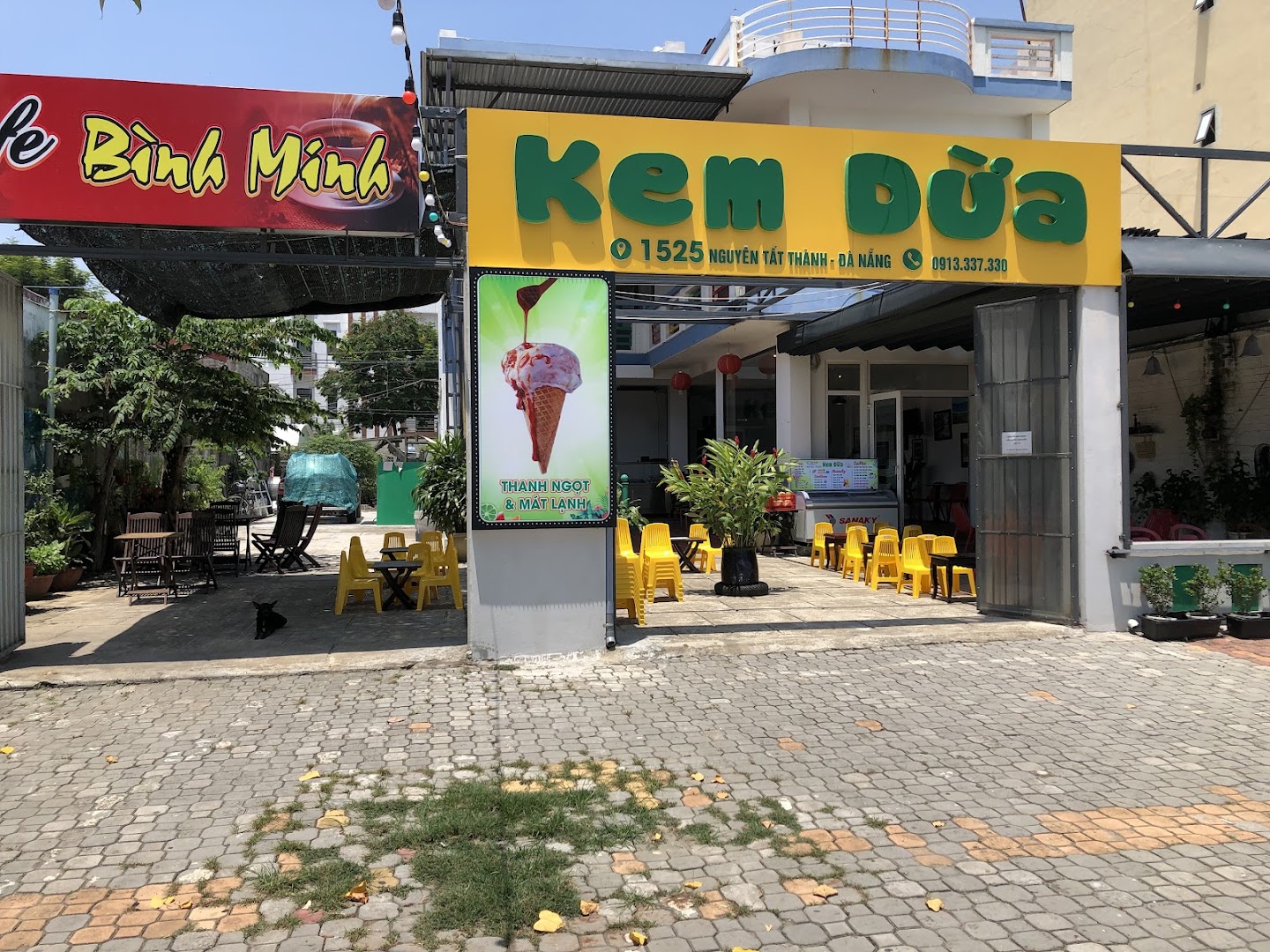 Kem Dua Binh Minh- cafe