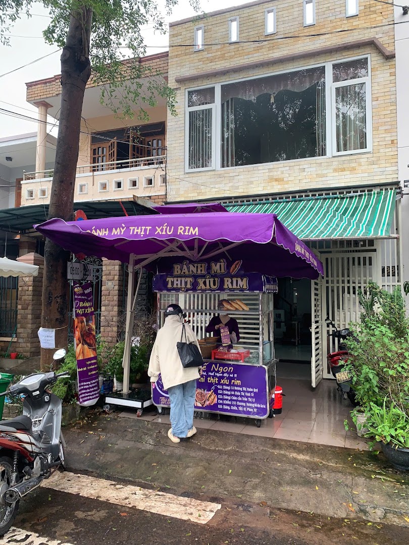 BANH MI HUE NGON