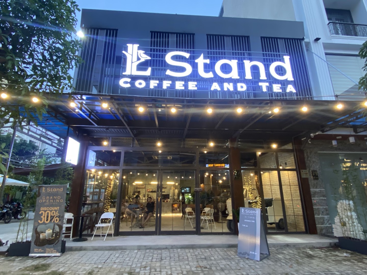 L STAND COFFEE AND TEA
