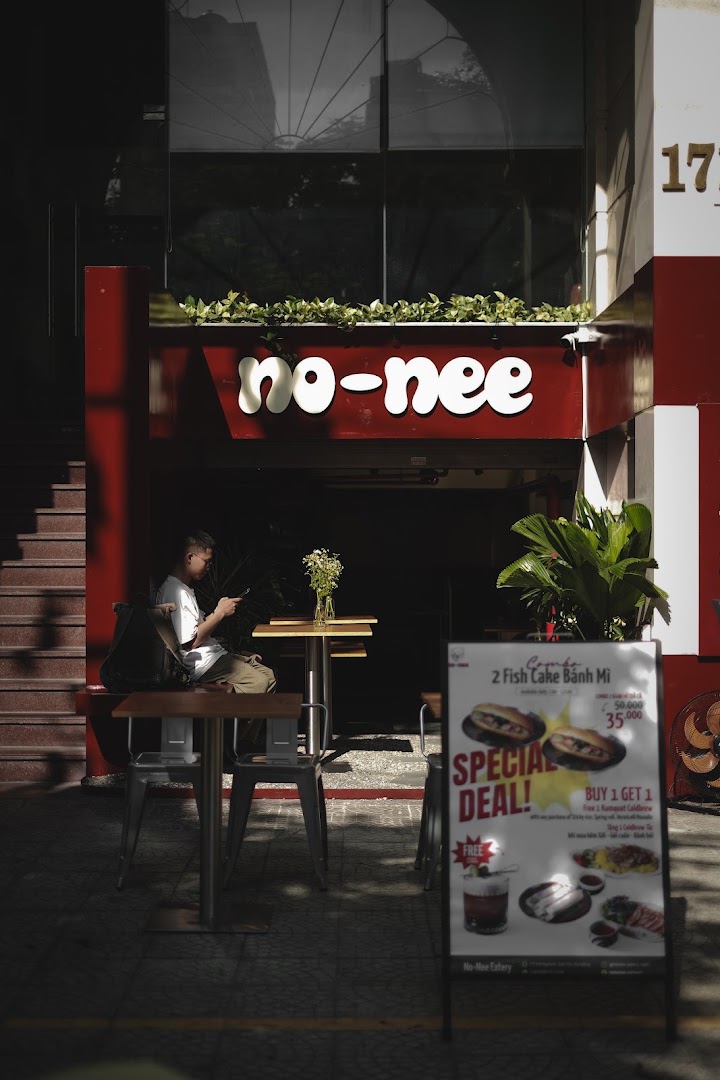 No Nee Eatery & Cafe