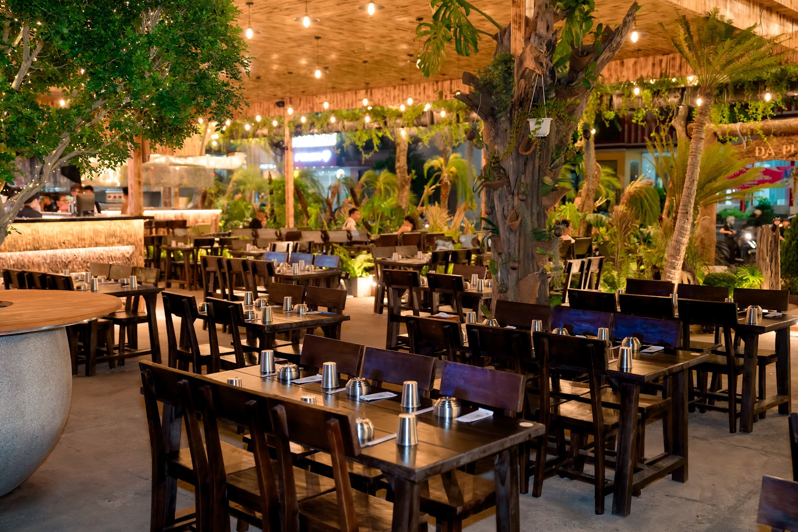 Da Pho Coffee & Beer Garden